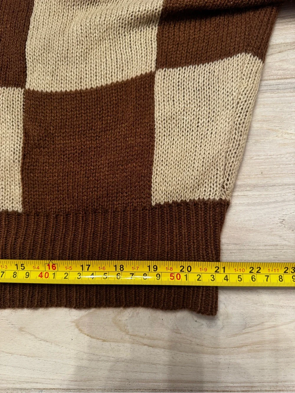 Checkerboard V-Neck Button Cardigan Sweater - Brown & Cream